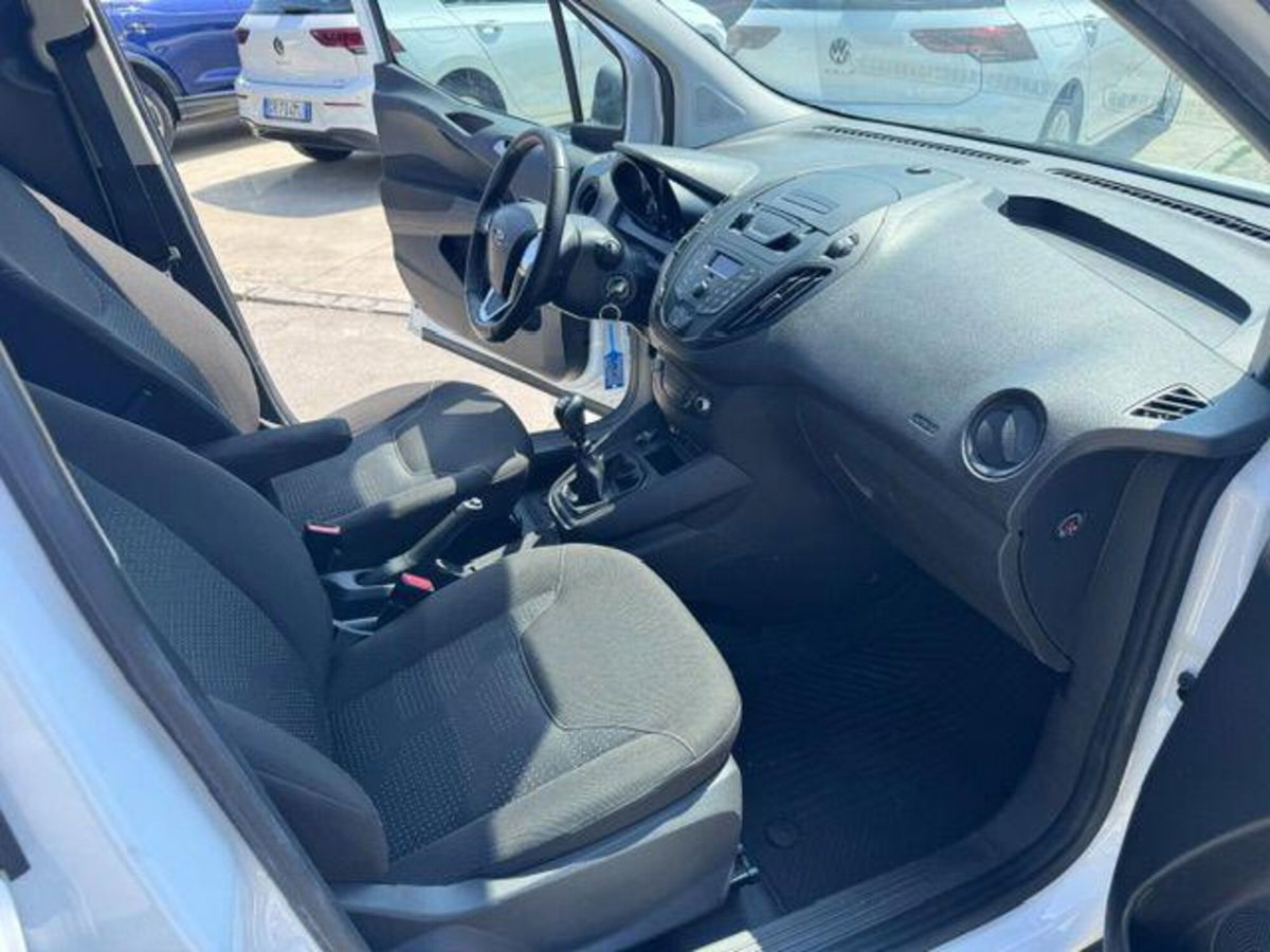 Ford Transit Courier 1.5 TDCi 75CV  Trend (17)
