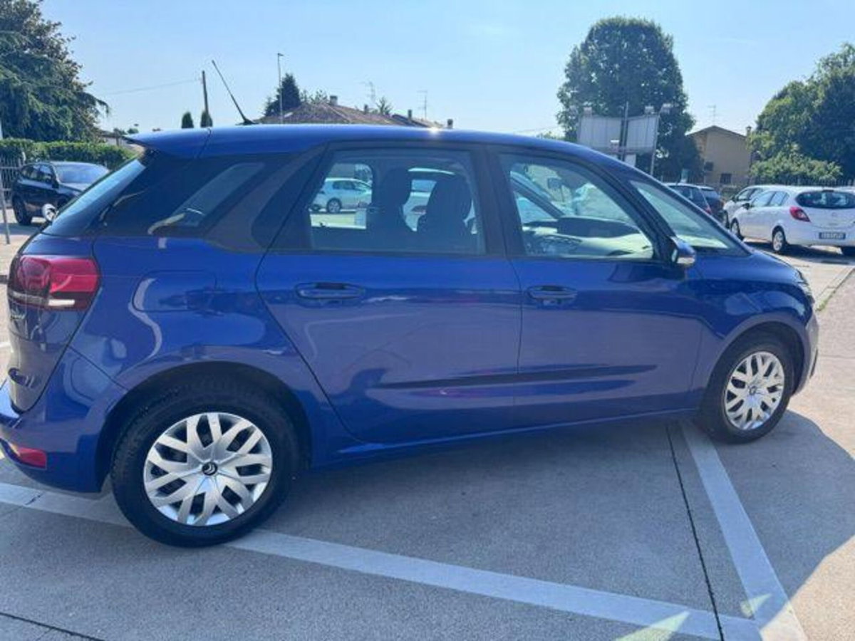 Citroen C4 Picasso BlueHDi 120 S&S Live (2)