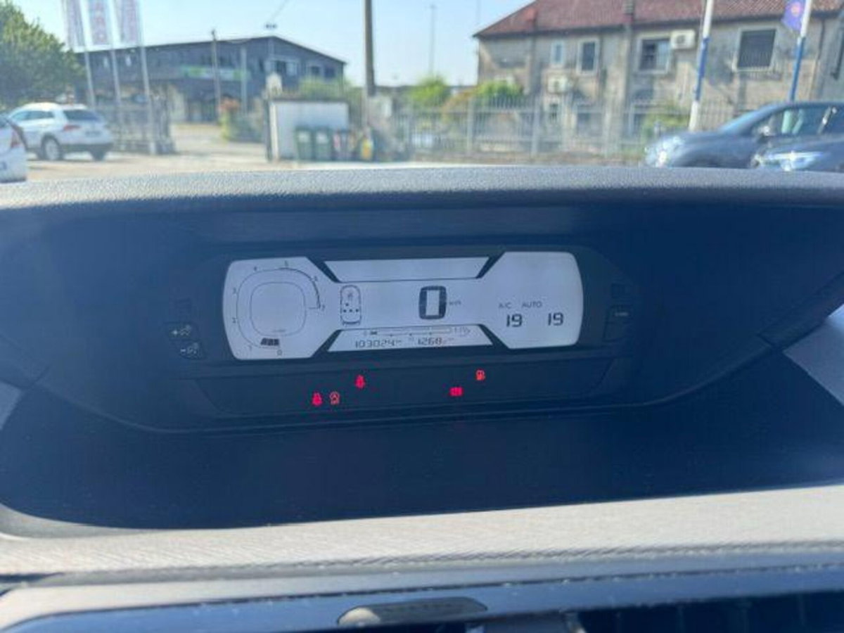 Citroen C4 Picasso BlueHDi 120 S&S Live (8)