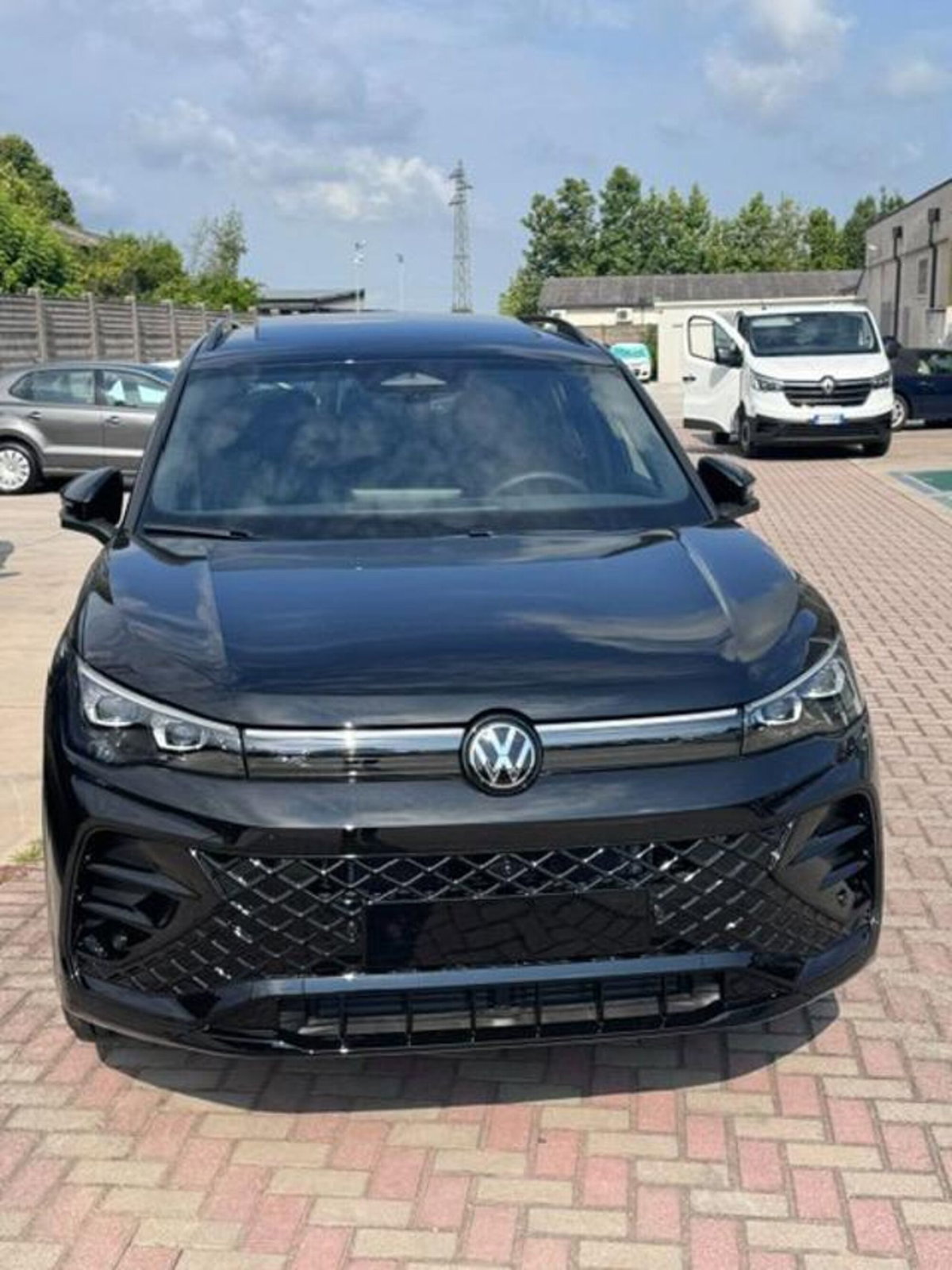 Volkswagen Tiguan 2.0 tdi R-Line 4motion 193cv dsg (14)