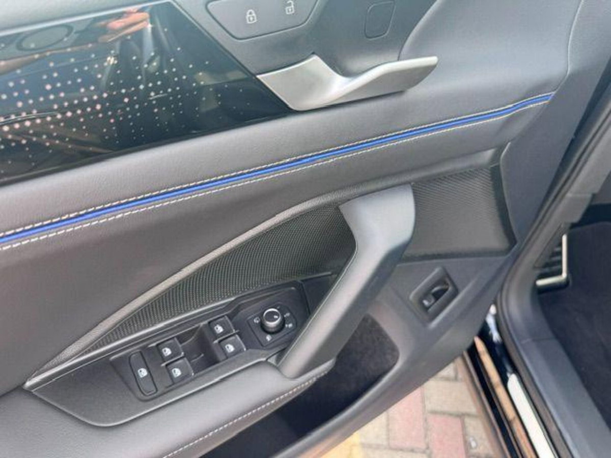 Volkswagen Tiguan 2.0 tdi R-Line 4motion 193cv dsg (7)