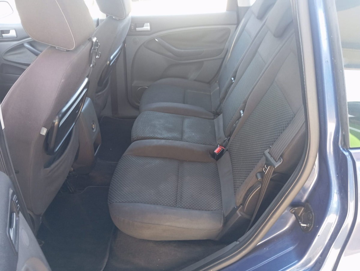 Ford C-Max 1.6 TDCi 90 CV (15)
