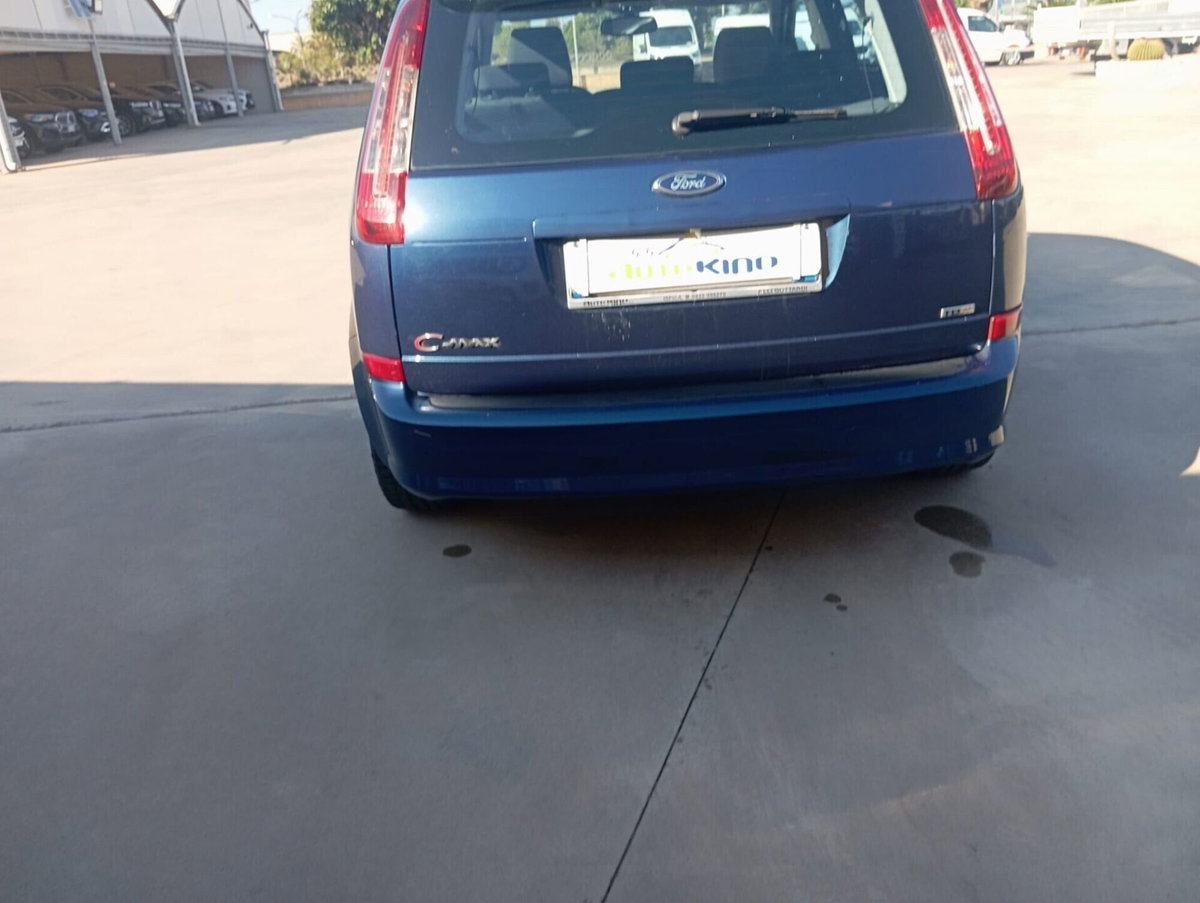 Ford C-Max 1.6 TDCi 90 CV (6)