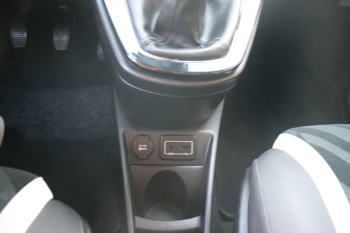 Lancia Ypsilon 1.2 69 CV 5 porte Gold (11)