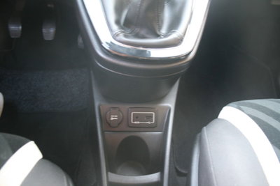 Lancia Ypsilon 1.2 69 CV 5 porte Gold (11)