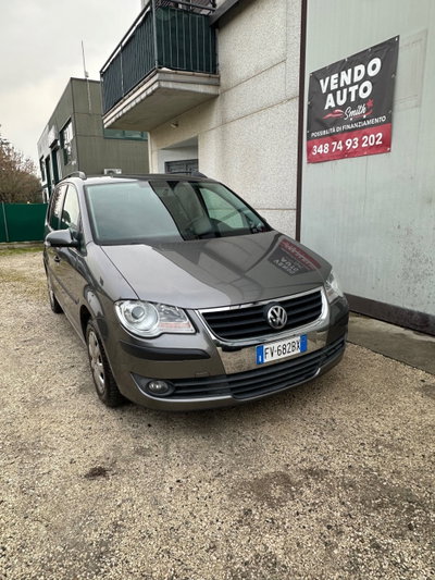 Volkswagen Touran Trendline Ecofuel usata