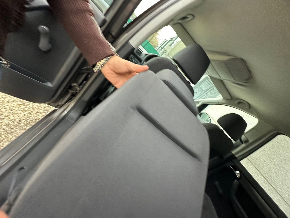 Volkswagen Touran Trendline Ecofuel (13)