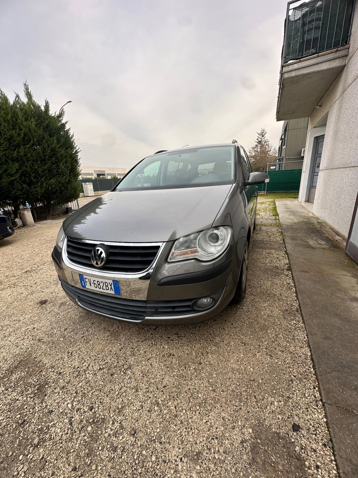 Volkswagen Touran Trendline Ecofuel (2)