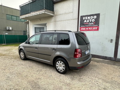 Volkswagen Touran Trendline Ecofuel (5)