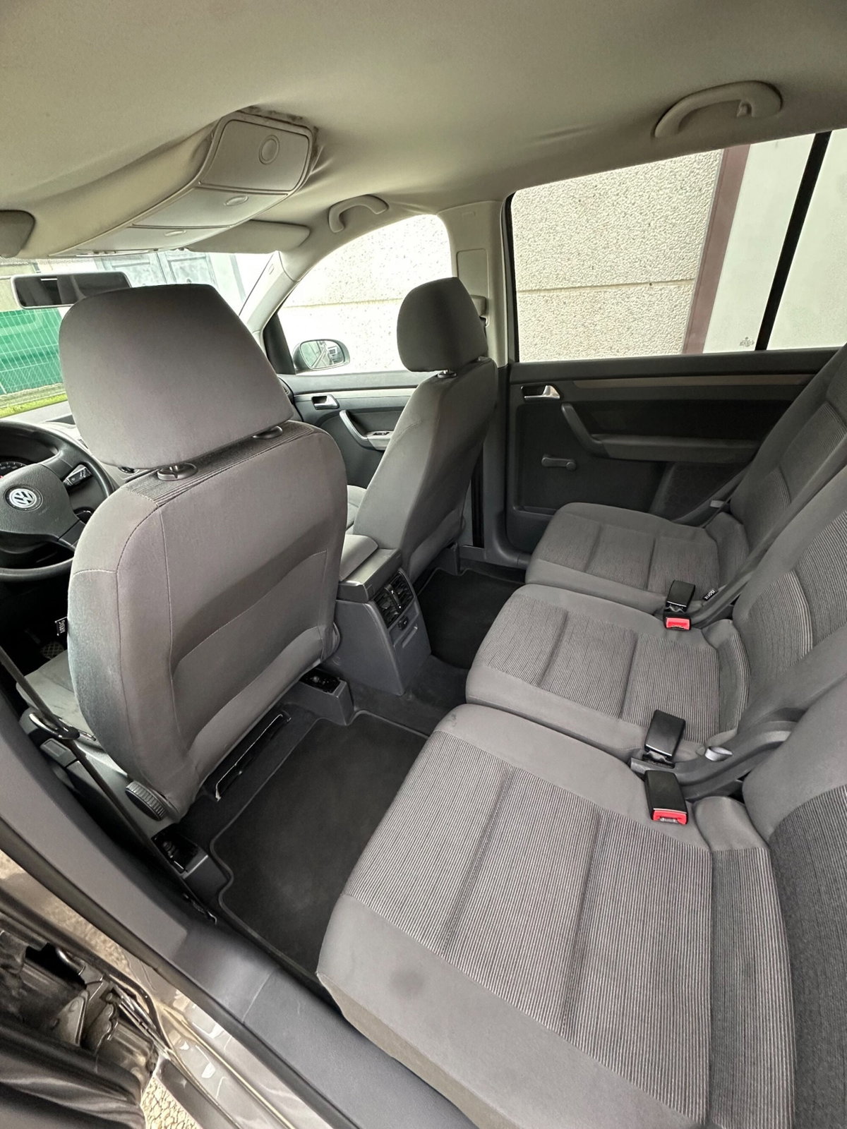 Volkswagen Touran Trendline Ecofuel (9)