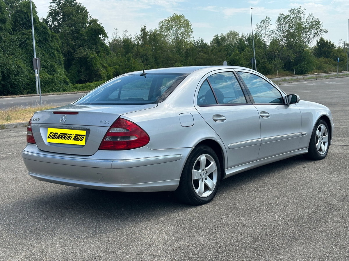 Mercedes-Benz Classe E 220 CDI cat Avantgarde (5)
