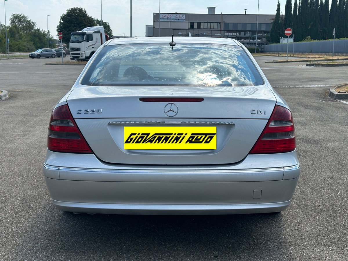 Mercedes-Benz Classe E 220 CDI cat Avantgarde (6)