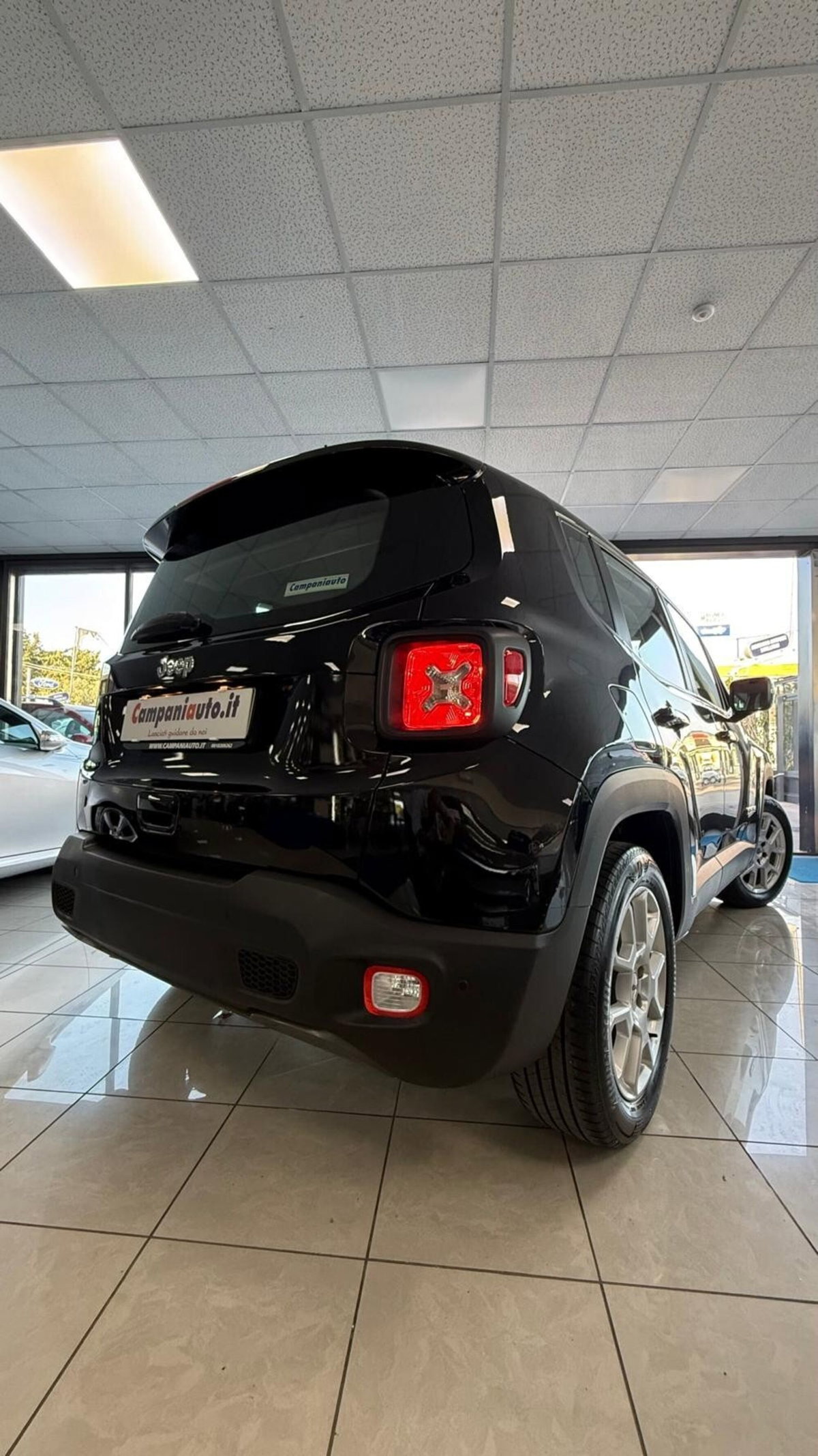 Jeep Renegade 1.6 Mjt 130 CV Limited (19)