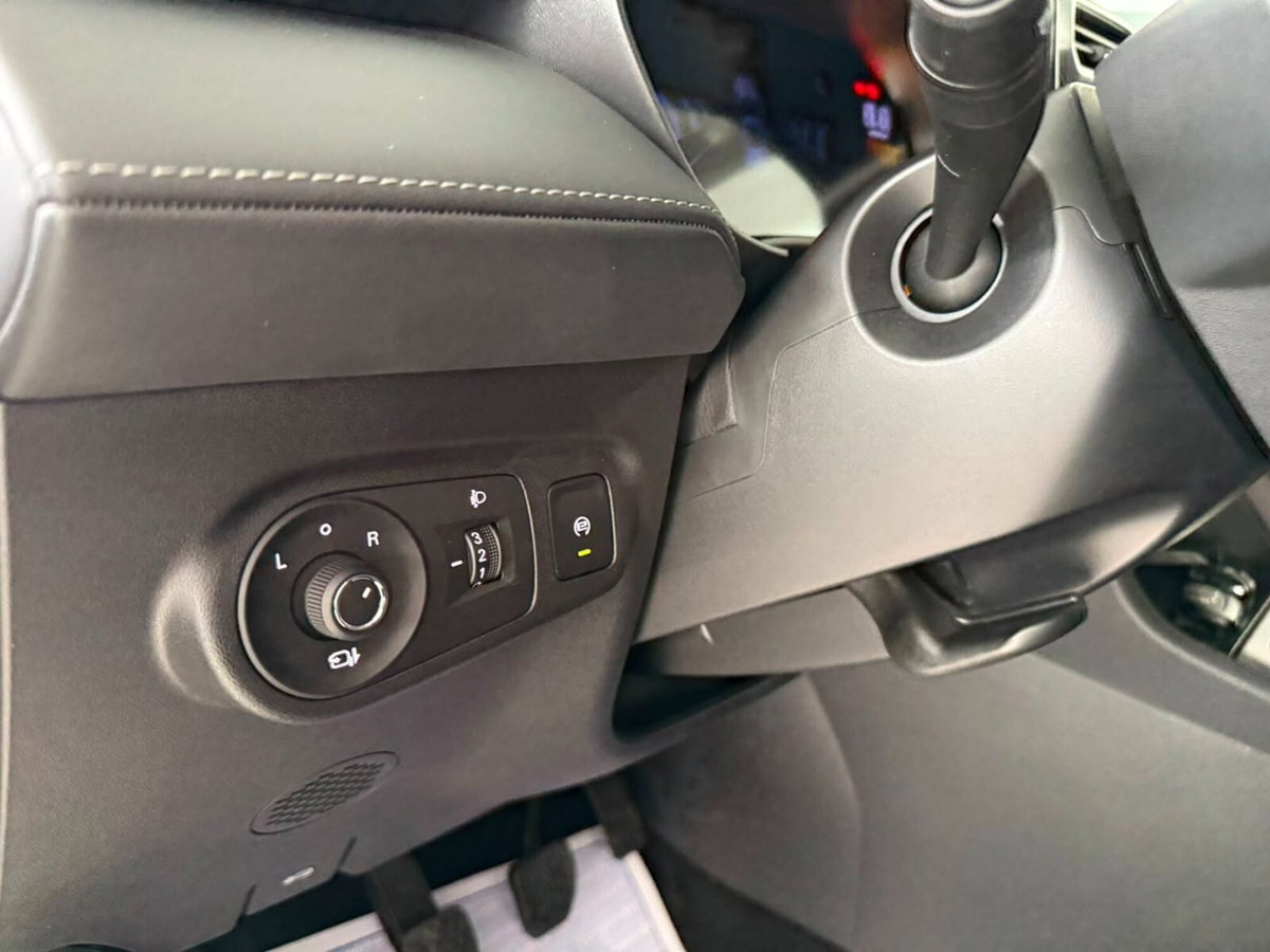 Mg ZS 1.5 Comfort (11)