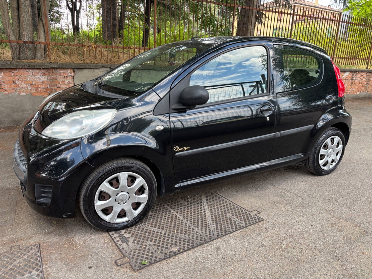Peugeot 107 68CV 5p. Sweet Years