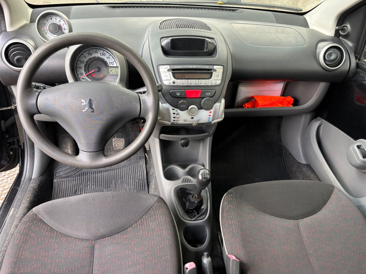 Peugeot 107 68CV 5p. Sweet Years (12)