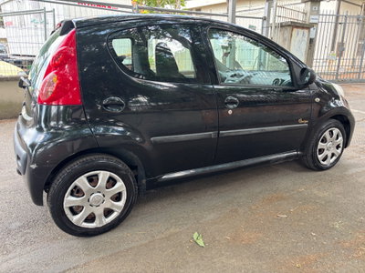 Peugeot 107 68CV 5p. Sweet Years (5)