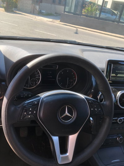 Mercedes-Benz Classe B 180 CDI Premium (13)