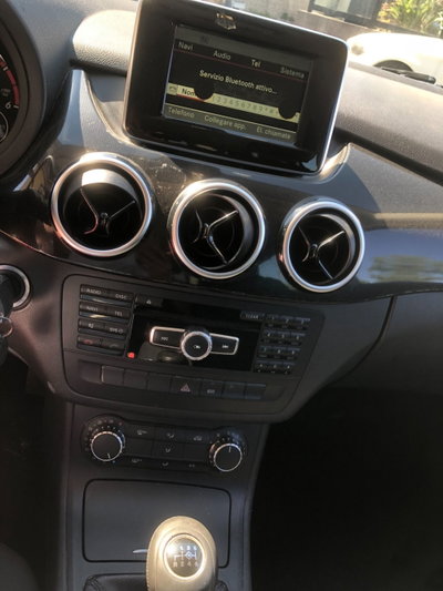 Mercedes-Benz Classe B 180 CDI Premium (15)