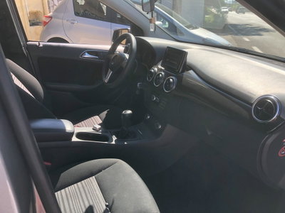 Mercedes-Benz Classe B 180 CDI Premium (9)