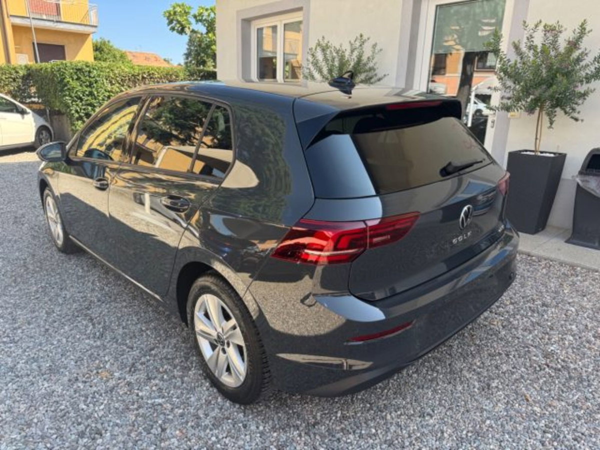 Volkswagen Golf Variant 1.5 etsi Style 115cv dsg (4)