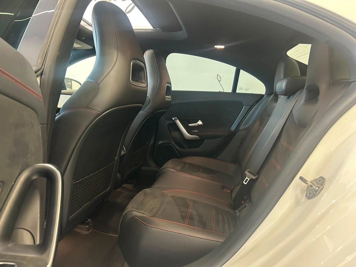 Mercedes-Benz CLA 200 d Automatic Premium (10)