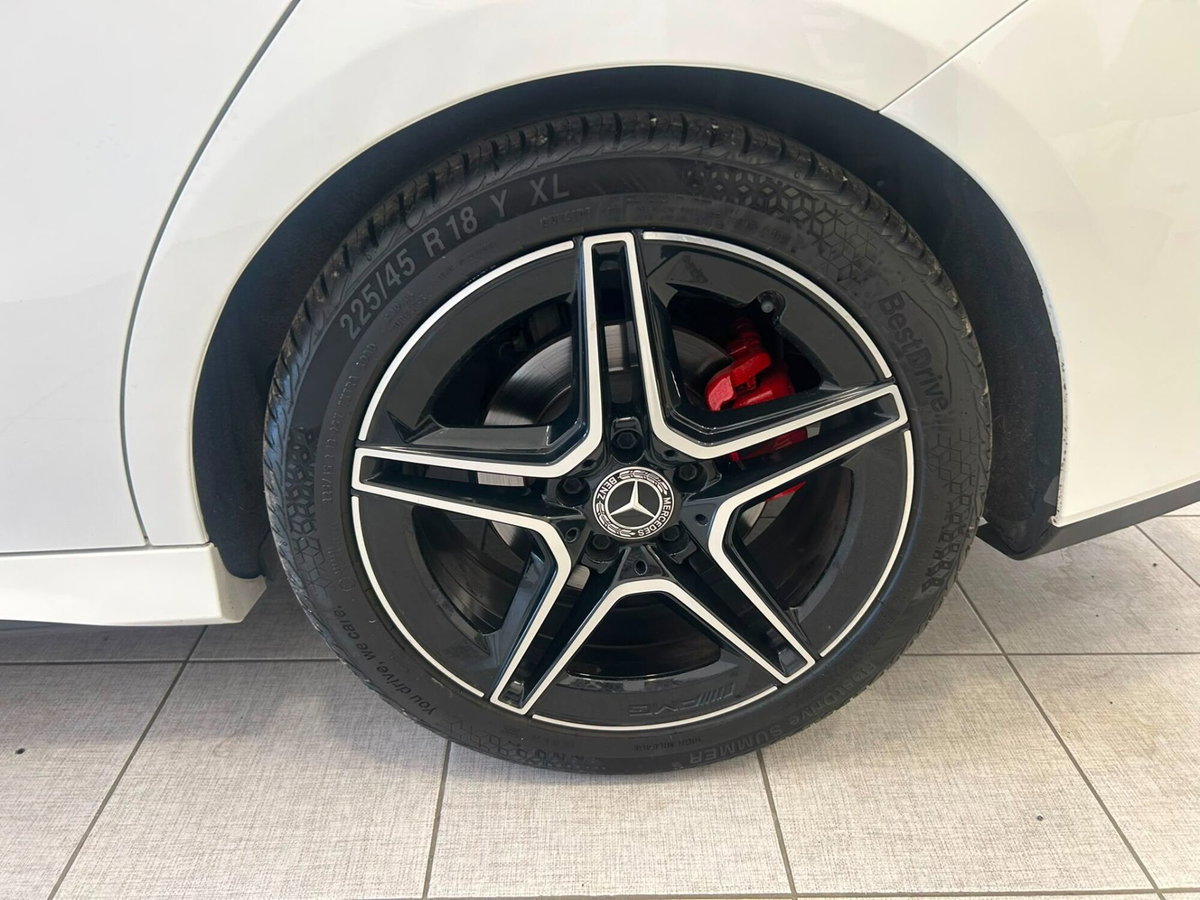 Mercedes-Benz CLA 200 d Automatic Premium (7)