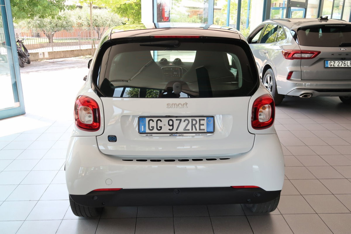 smart Fortwo eq Pulse 22kW (7)