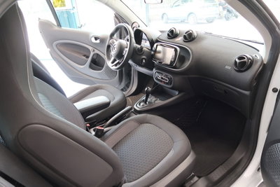smart Fortwo eq Pulse 22kW (9)