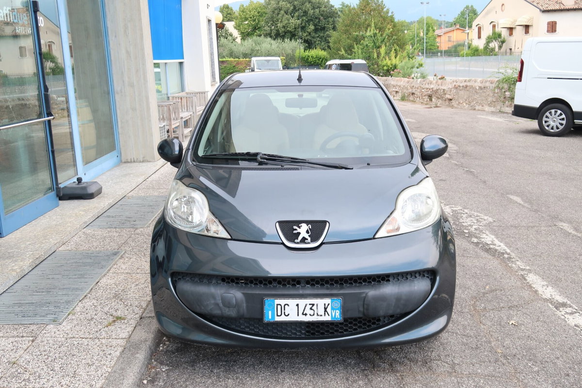 Peugeot 107 68CV 5p. Desir (2)