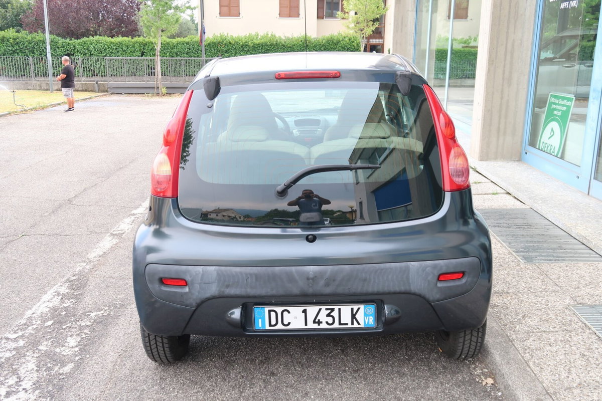 Peugeot 107 68CV 5p. Desir (6)