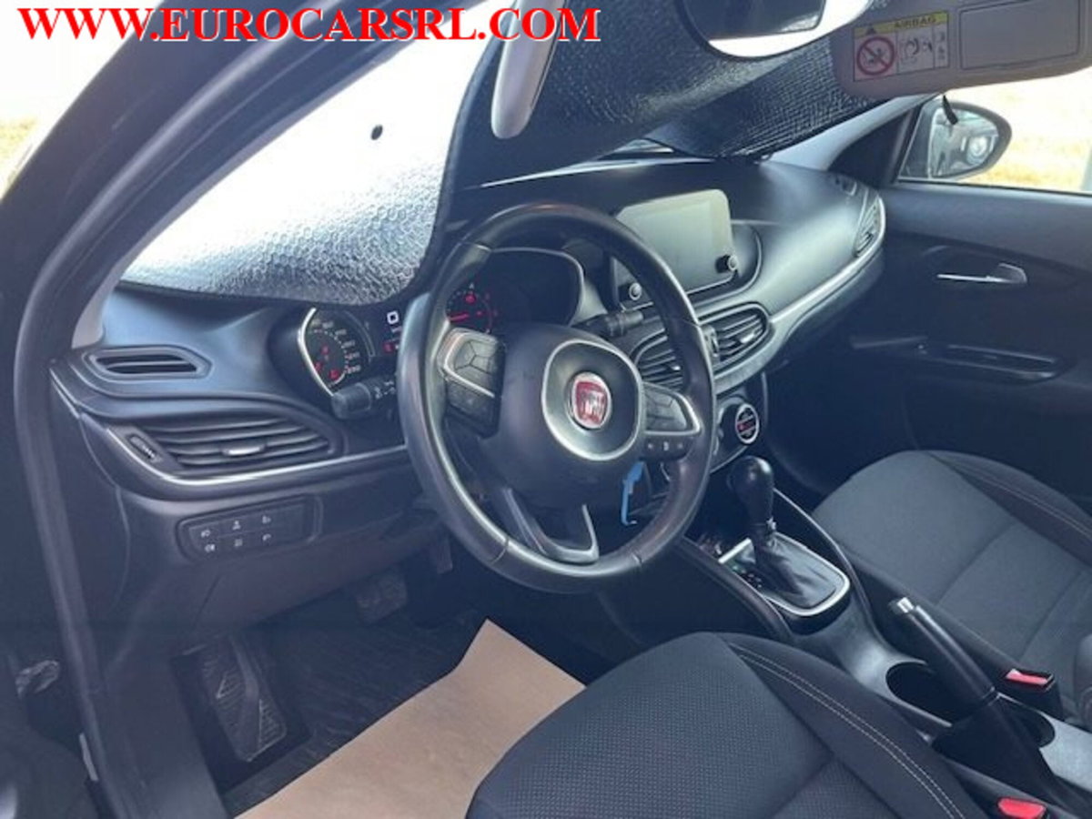 Fiat Tipo Station Wagon Tipo 1.6 Mjt S&S DCT SW Lounge (9)
