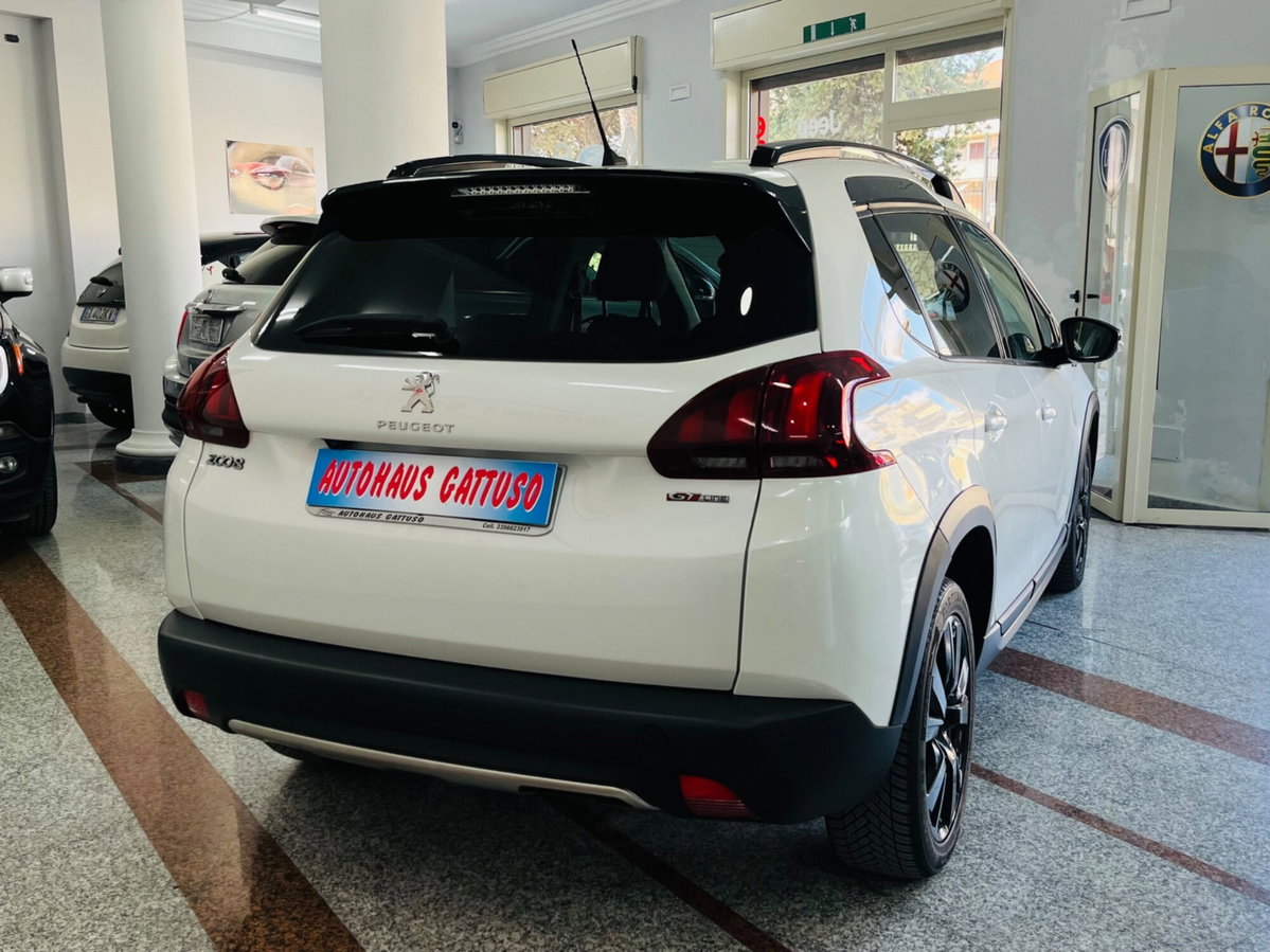 Peugeot 2008 100 GT Line (6)