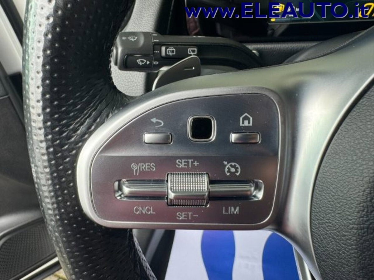 Mercedes-Benz GLB 200 d Automatic 4Matic Premium (12)