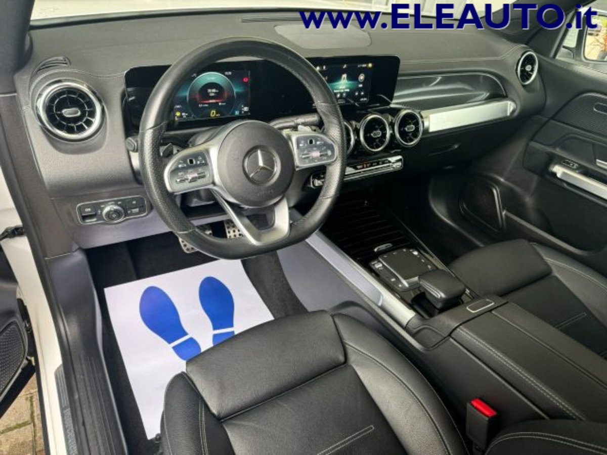 Mercedes-Benz GLB 200 d Automatic 4Matic Premium (9)