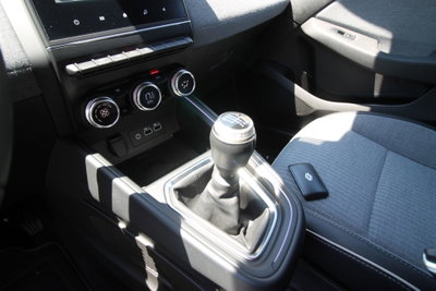 Renault Clio TCe 90 CV 5 porte Techno (13)