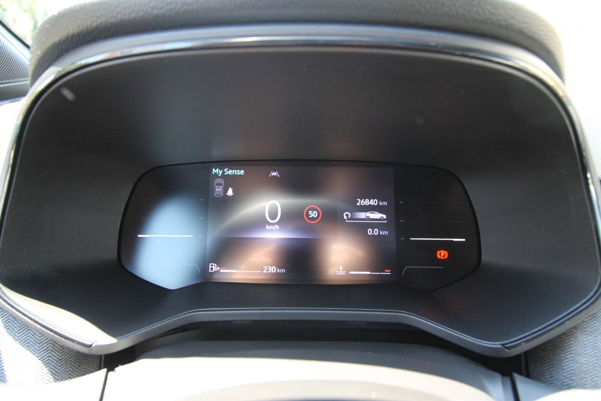 Renault Clio TCe 90 CV 5 porte Techno (9)