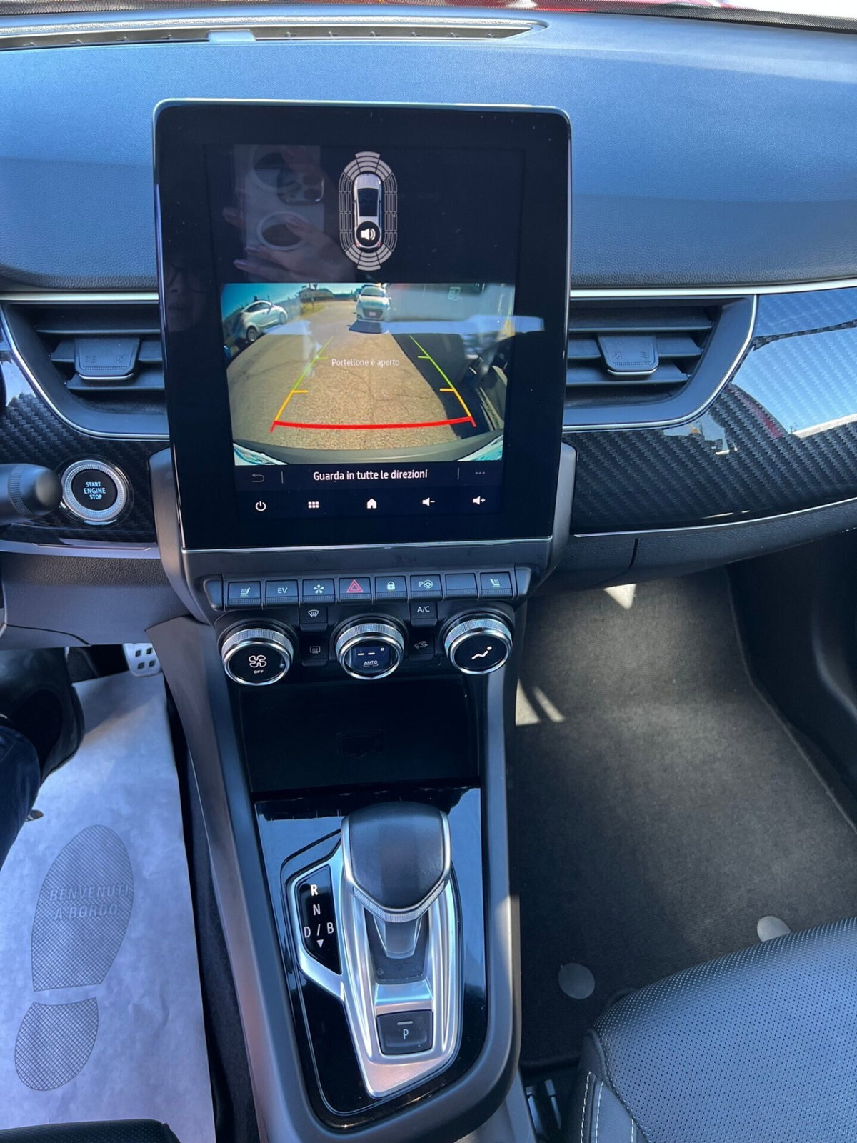 Renault Arkana Hybrid E-Tech 145 CV Techno (11)