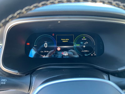 Renault Arkana Hybrid E-Tech 145 CV Techno (13)