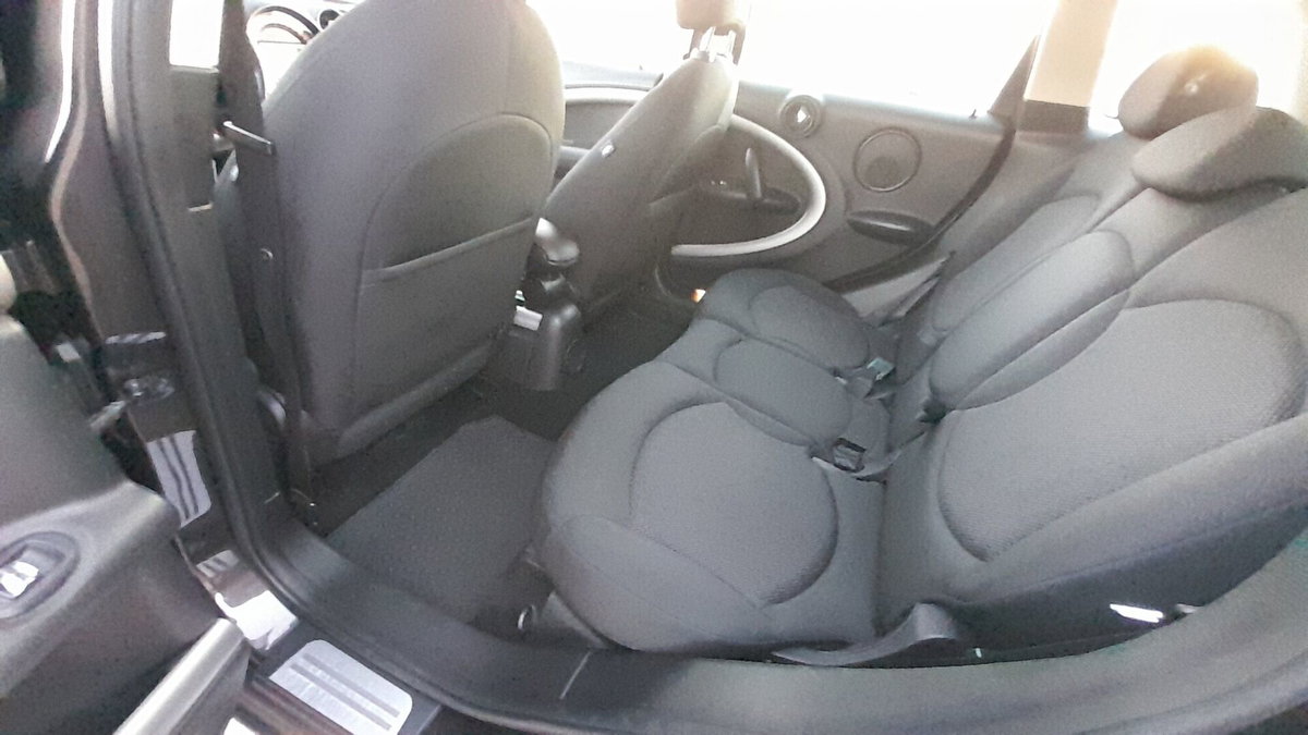 MINI Mini Countryman 1.6 Cooper D Countryman (15)