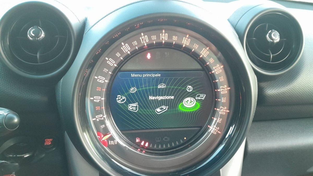 MINI Mini Countryman 1.6 Cooper D Countryman (5)