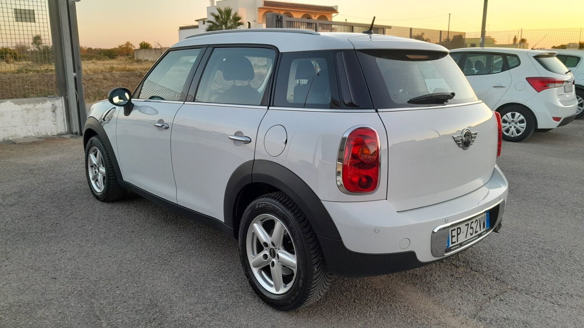 MINI Mini Countryman 1.6 One D Countryman (16)