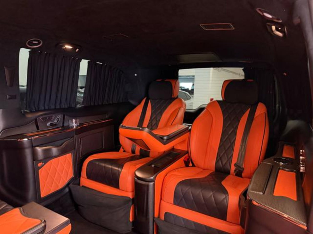 Mercedes-Benz Classe V Extralong 300 d Exclusive auto (11)