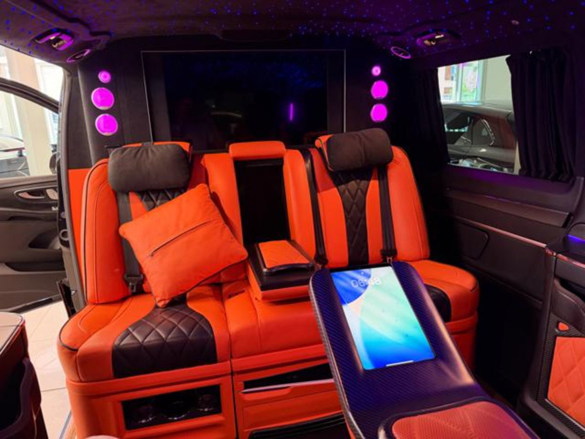 Mercedes-Benz Classe V Extralong 300 d Exclusive auto (15)