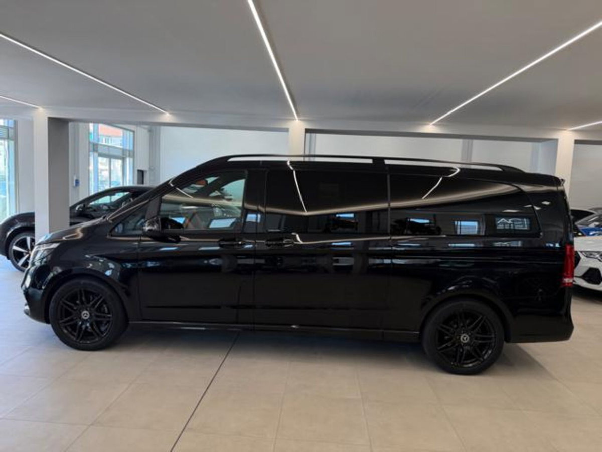 Mercedes-Benz Classe V Extralong 300 d Exclusive auto (2)