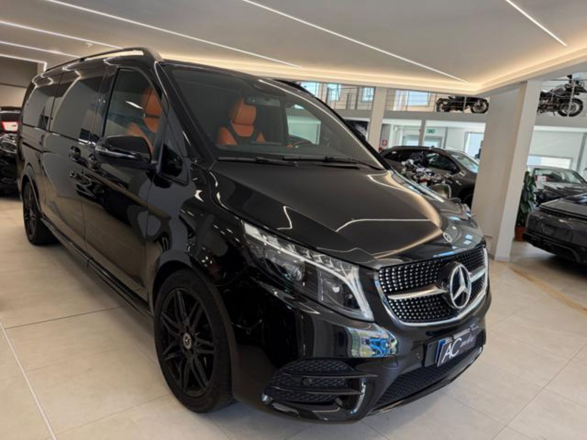 Mercedes-Benz Classe V Extralong 300 d Exclusive auto (5)