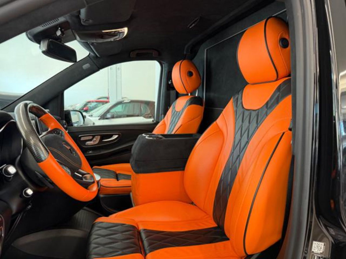 Mercedes-Benz Classe V Extralong 300 d Exclusive auto (7)