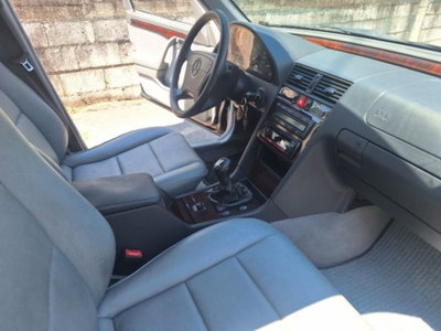 Mercedes-Benz Classe C 250 turbodiesel cat Elegance (17)