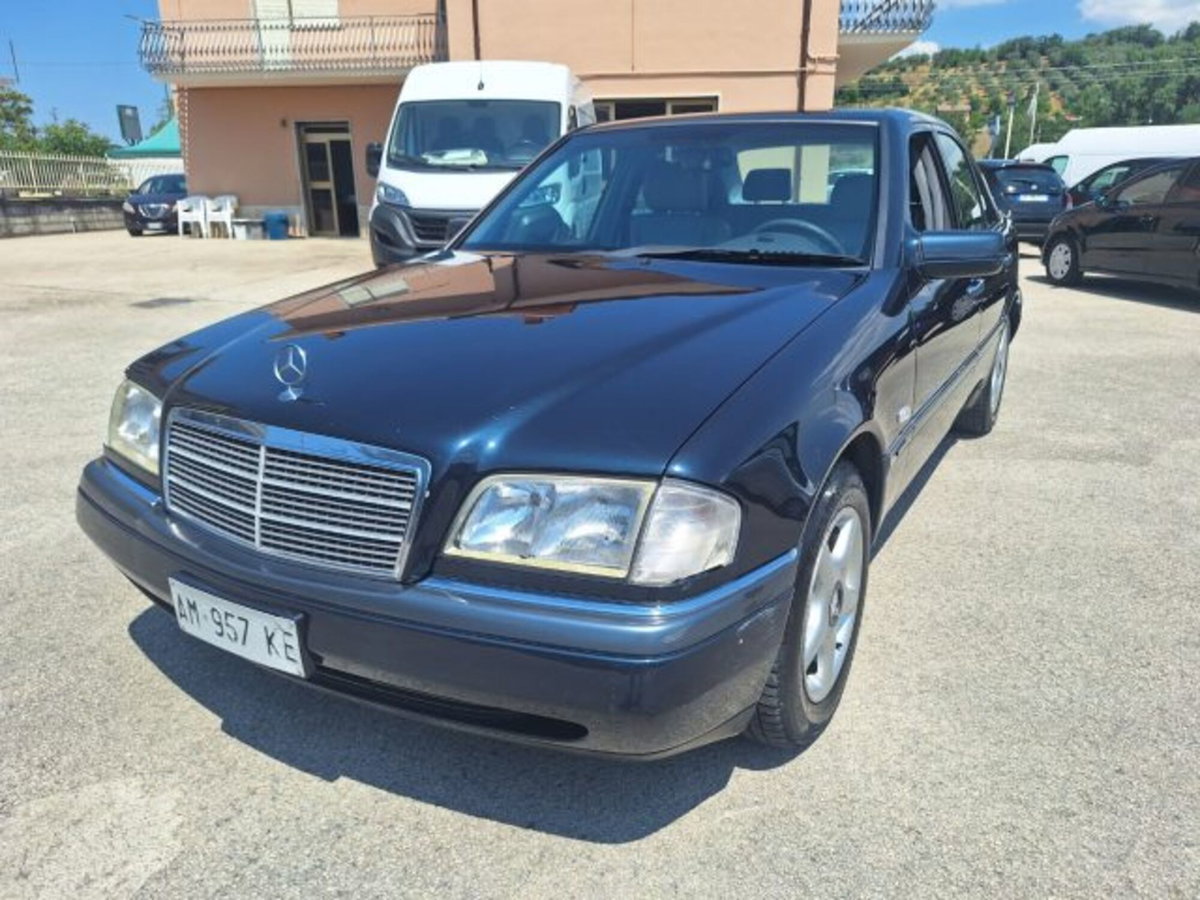Mercedes-Benz Classe C 250 turbodiesel cat Elegance (2)