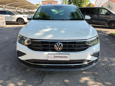 Volkswagen Tiguan 2.0 TDI 150 CV SCR DSG 4MOTION Life (2)